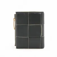 ボッテガヴェネタ マキシイントレチャート カセット レザー コンパクトウォレット カーキ