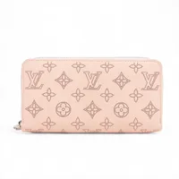 ヴィトン マヒナ ジッピーウォレット M61868 マグノリア ラウンドジップウォレット RFID反応有