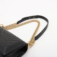 専用 ボーイシャネル  シェブロン キャビアスキン クラッチショルダーバッグ 楽天市場】シャネル CHANEL ボーイシャネル キャビアスキン シェブロン