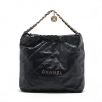 シャネル シャネル22 シャイニーカーフスキン チェーンショルダーバッグ ネイビー ゴールド金具 ランダムプレート AS3261