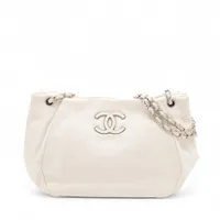 シャネル ココマーク ラムスキン チェーンショルダーバッグ ホワイト シルバー金具 12番台