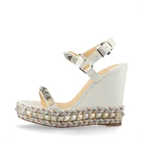 クリスチャンルブタン ピラクロウ レザー ウェッジソールサンダル 34 レディース ホワイト 1180560 スタッズ 箱付 インソール剥がれ