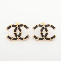 シャネル ココマーク B26P ピアス(両耳用) GP×革 ゴールド×ブラック