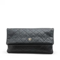 シャネル マトラッセ キャビアスキン クラッチバッグ ブラック ゴールド金具 20番台 A69391