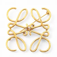 ロエベ アナグラム ブローチ GP ゴールド