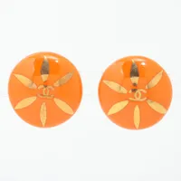 シャネル ココマーク 97P イヤリング(両耳用) GP×プラスチック ゴールド×オレンジ