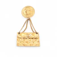 シャネル ココマーク マトラッセ 26 ブローチ GP ゴールド