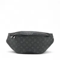 ヴィトン モノグラムエクリプス ディスカバリー バムバッグ PM M46035 ブラック RFID反応あり