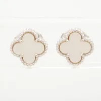 ヴァンクリーフ&アーペル スウィートアルハンブラ シェル ピアス 750(WG) 2.7g
