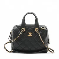 CHANEL キャビアスキン　マトラッセ　ゴールド金具　ケース　三つ折り シャネル マトラッセ キャビアスキン カードケース ブラック ゴールド