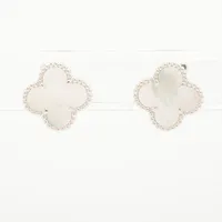 ヴァンクリーフ&アーペル ヴィンテージアルハンブラ シェル ピアス 750(WG) 8.2g