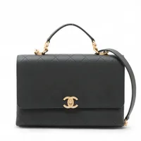 シャネル マトラッセ キャビアスキン 2WAYショルダーバッグ ブラック ゴールド金具 30番台