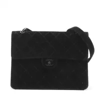 シャネル マトラッセ ベロア ショルダーバッグ ブラック ブラック金具 5番台