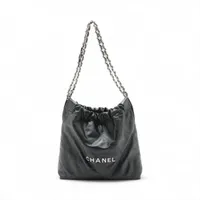 シャネル シャネル22 スモール シャイニーカーフスキン チェーンショルダーバッグ ブラック シルバー金具 ランダムプレート AS3260