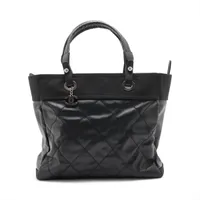 シャネル パリビアリッツMM コーティングキャンバス トートバッグ ブラック シルバー金具 17番台