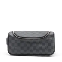ヴィトン ダミエグラフィット トワレポーチ N47625 ブラック