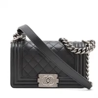 シャネル ボーイシャネル20 スモール キャビアスキン チェーンショルダーバッグ ブラック ガンメタリック金具 29番台 A67085