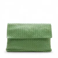 ボッテガヴェネタ イントレチャート レザー クラッチバッグ グリーン