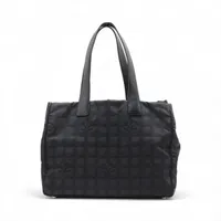 シャネル ニュートラベルライン ナイロンxレザー トートバッグ ブラック ゴールド金具 8番台