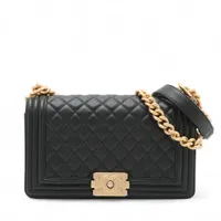 シャネル  ボーイシャネル25 ラムスキンチェーンショルダーバッグ レディース CHANEL（シャネル） ボーイシャネル25 ラムスキン ファー付き チェーン