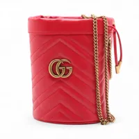 GUCCI GGマーモント チェーンショルダーバッグ レッド GUCCI - GUCCI GGマーモント チェーンショルダーバッグ レッドの通販
