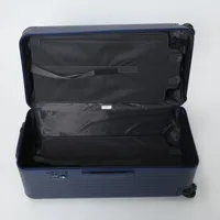 リモワ エッセンシャル トランクプラス ポリカーボネイト キャリー
