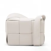 ボッテガヴェネタ マキシイントレチャート キャンディ カセット レザー