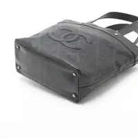 CHANEL ブラック パンチング　レザー　トートバッグ シャネル ココマーク パンチングレザー トートバッグ ブラック
