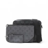 ヴィトン モノグラムエクリプス トリオメッセンジャー M69443 ブラック RFID反応あり