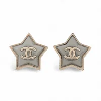 ☆☆CHANEL ココマーク スター ピアス 両耳用☆☆ シャネル ココマーク スター A17B ピアス(両耳用) GP シルバー