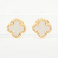 ヴァンクリーフ&アーペル スウィートアルハンブラ オニキス ピアス 750