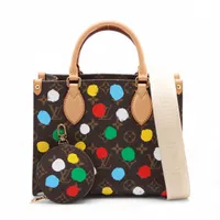 ヴィトン×草間彌生 LV×YK クーヴェルテュール パスポール NM M81994