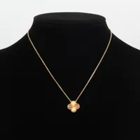 ヴァンクリーフ&アーペル ヴィンテージアルハンブラ ギョーシェ