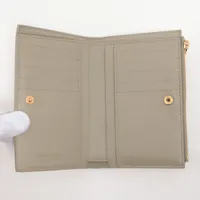 ボッテガヴェネタ カセット レザー コンパクトウォレット カーキ