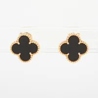 美品ヴァンクリーフ&アーペル ヴィンテージ アルハンブラ オニキス ピアス ヴァンクリーフ&アーペル ヴィンテージアルハンブラ オニキス ピアス