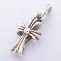 クロムハーツ CHクロス ベビーファットチャーム 925×14K ピアス