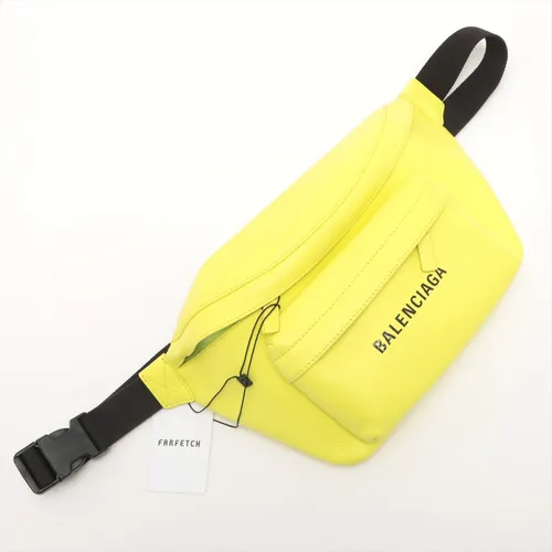 バレンシアガ エブリデイ レザー ボディバッグ イエロー Aランクの