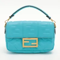 フェンディ ミニバケットの買取参考価格一覧 | 最新価格相場で高く売る