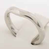 ティファニー カーブドバンド リング Pt950