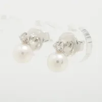 ミキモト パール ダイヤ ピアス K18(WG) 約5.0mm ＡＢランク