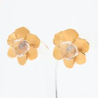 カレライカレラ 色石 ダイヤ ピアス 750(YG)