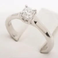 ティファニー ルシダ ダイヤ リング Pt950 E