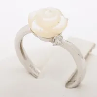 ヴァンドーム青山 シェル 色石 リング K10(WG)