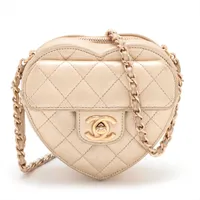 シャネル マトラッセ ラムスキン チェーンショルダーバッグ ハート ゴールド ゴールド金具