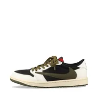 ナイキ×トラヴィススコット AIR JORDAN 1 LOW OG SP レザー×スエード スニーカー 26cm マルチカラー ＡＢランク