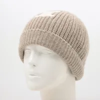 セリーヌ トリオンフ カシミヤ ニットキャップ ベージュ