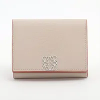 ロエベ トライフォールド レザー コンパクトウォレット ベージュ ＡＢランク