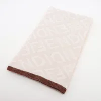 フェンディ ロゴ カシミヤ マフラー ピンク ABランクの買取 フェンディ ロゴ カシミヤ マフラー ピンク ABランクの買取
