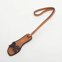 エルメス ヴォーエプソン ヴォーバトラー  オラン ナノ チャーム エルメス オラン ナノ チャーム ヴォーエプソン×ヴォーバトラー