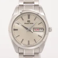 グランドセイコー SS QZ シルバー文字盤 Ａランク